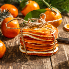 Load image into Gallery viewer, Dried Clementine Wheels