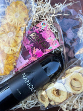 Load image into Gallery viewer, Crimson Crunch