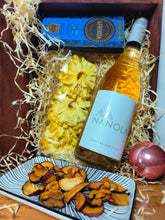 Load image into Gallery viewer, Sip and Bites